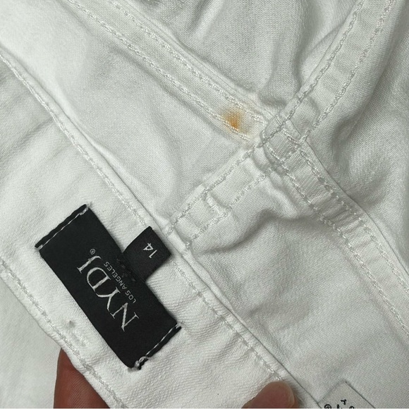 NYDJ White Bermuda Shorts Lightweight Cotton - Picture 4 of 7